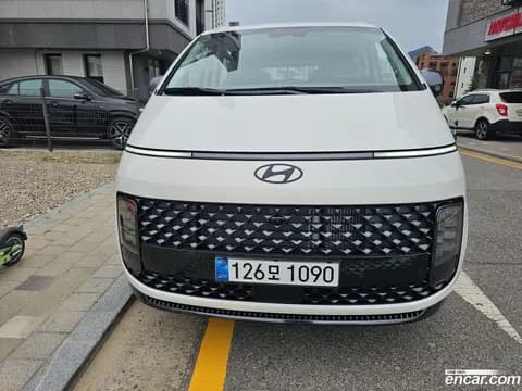 Hyundai Staria 2025 купить в Москве