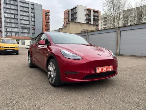 Tesla Model Y 2024 купить в Москве