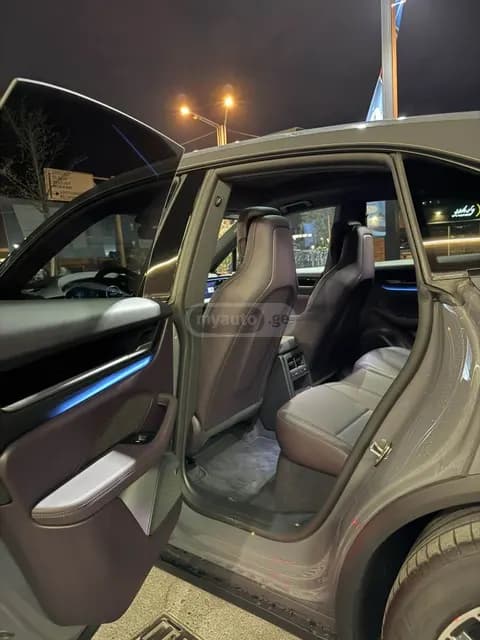 Porsche Macan 2025 купить в Москве